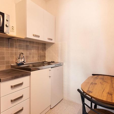 Apartments Lile Брела Екстериор снимка