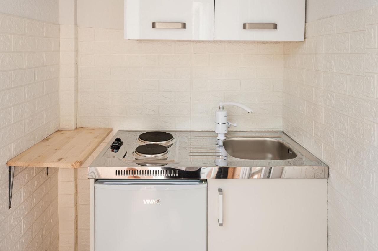 Apartments Lile Брела Екстериор снимка